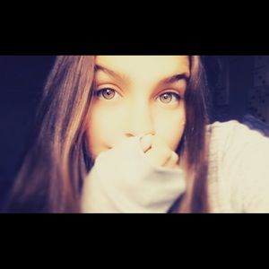 Meet your Posher, Pebbles